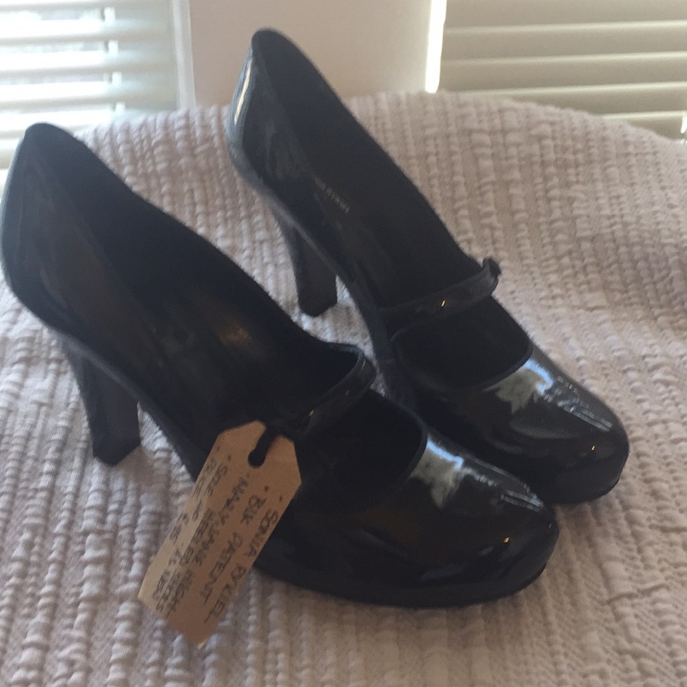 Sonia Rykiel Black patent high heeled. Size 40